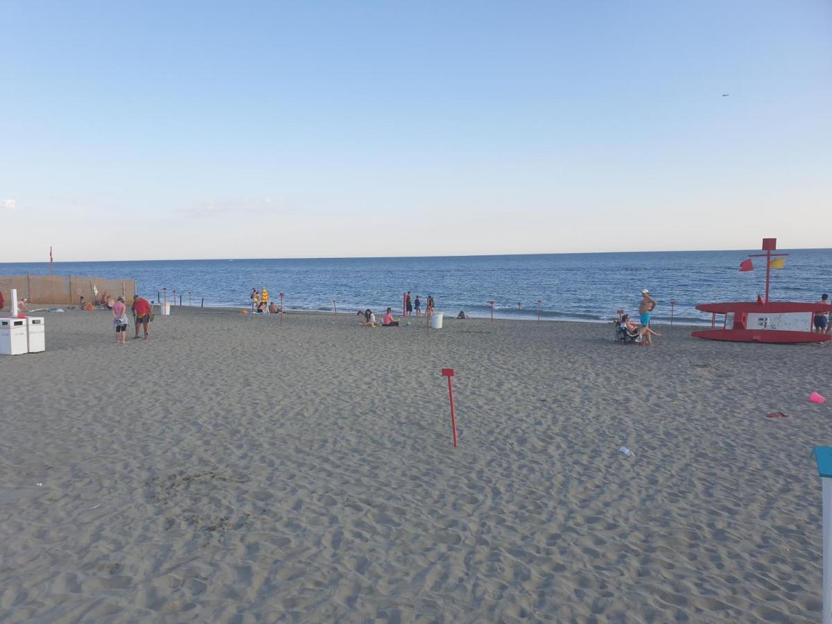 Trilocale Lido Di Roma Apartment Лидо ди Остия Екстериор снимка