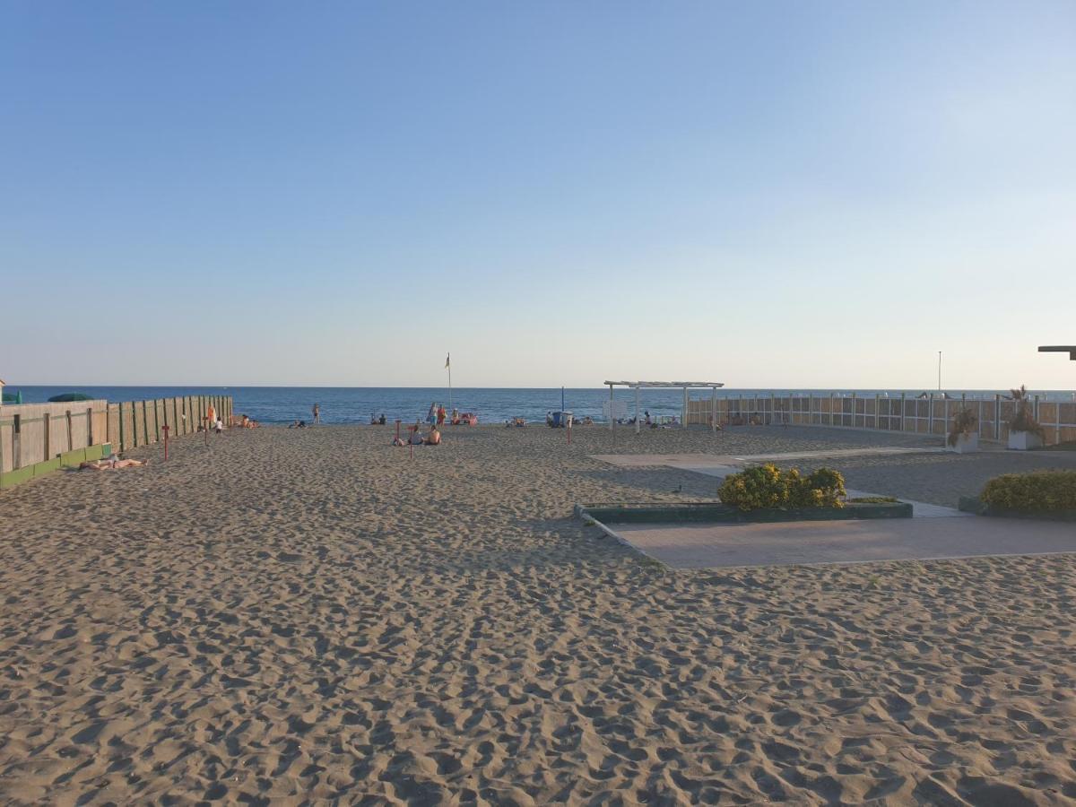 Trilocale Lido Di Roma Apartment Лидо ди Остия Екстериор снимка