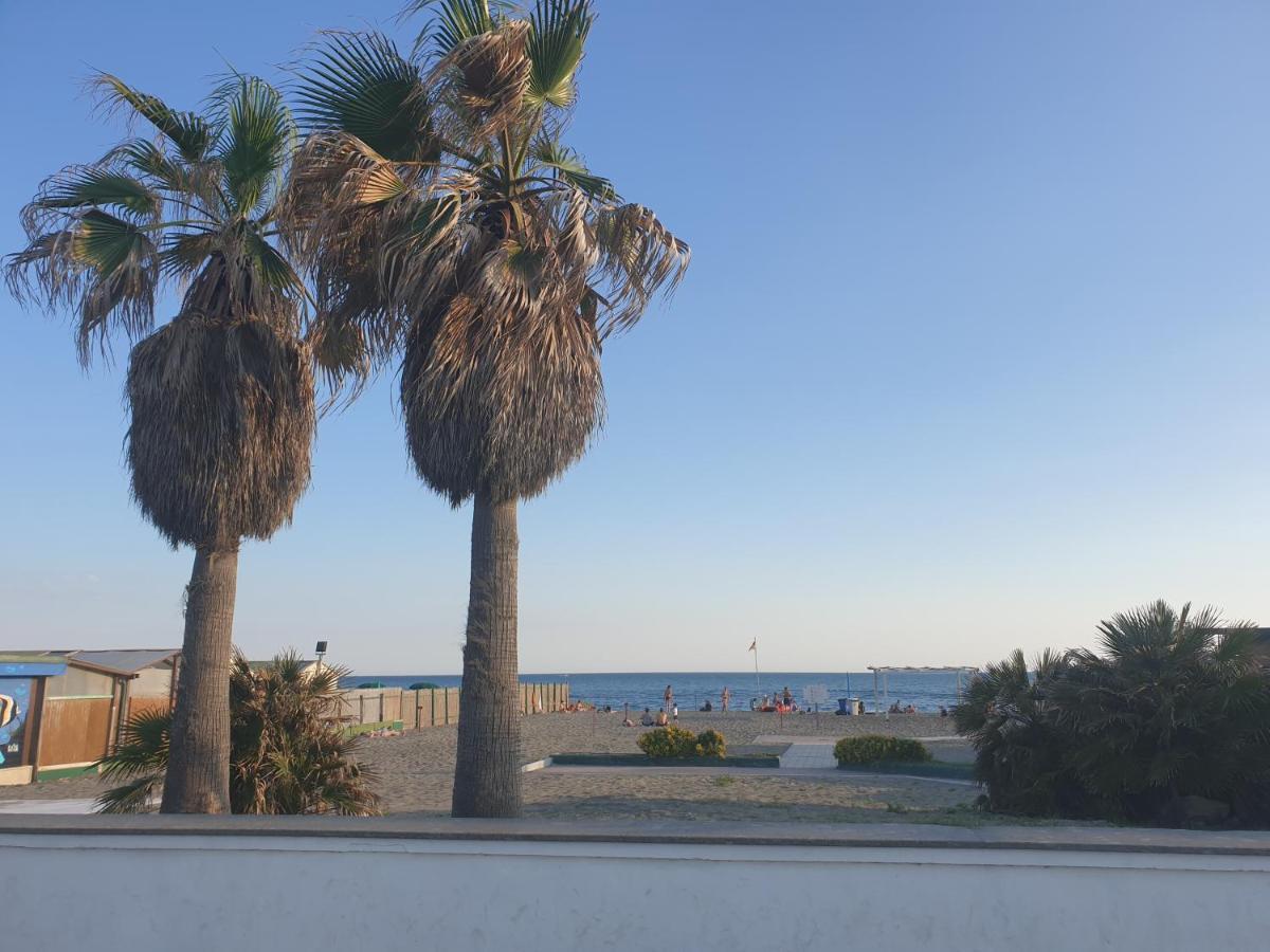 Trilocale Lido Di Roma Apartment Лидо ди Остия Екстериор снимка